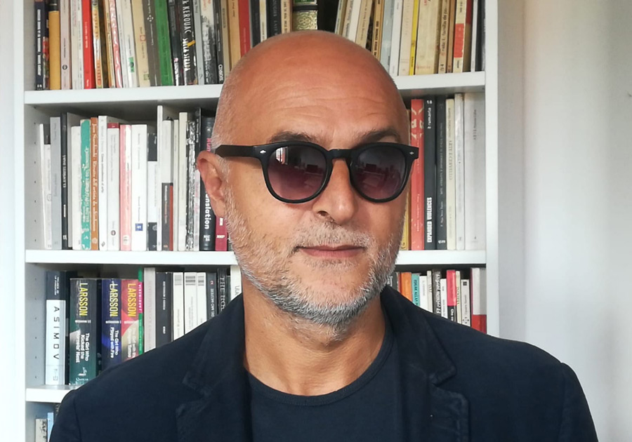 Antonio De Falco, curador da <em>Panorama Italiano</em> no Drawing Room Lisboa 2020